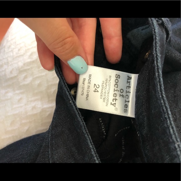 Skinny Jeans (Articles of Society) Size 24 - Picture 5 of 5